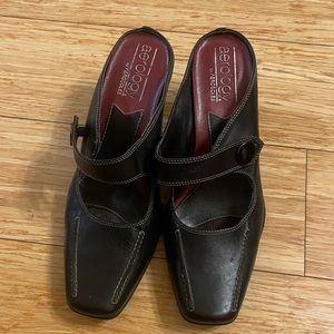 Women’s High Heel Shoes Size 8.5. Black. Aerology. upper leather .